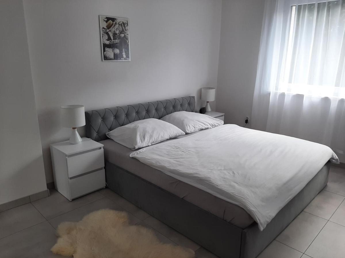 Vasco Apartment ราชิบูร์ช ภายนอก รูปภาพ