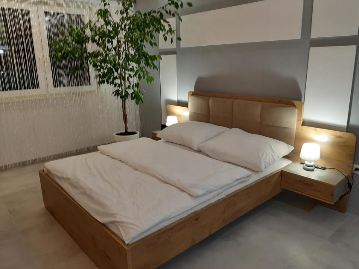 Vasco Apartment ราชิบูร์ช ภายนอก รูปภาพ